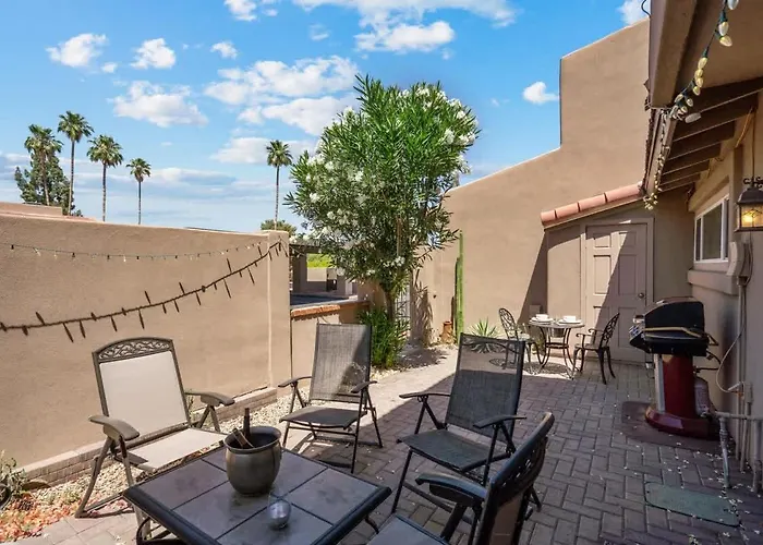 Cozy Cove Scottsdale